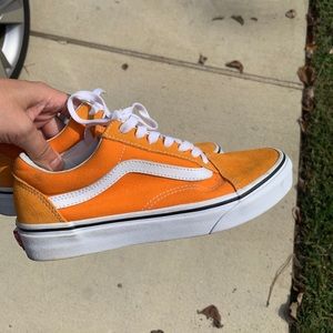 women’s bright orange vans